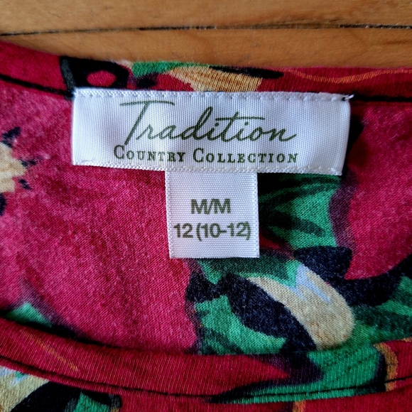 Vintahe Tradition Country Collection Festice Top with Red Sequins - Picture 4 of 4